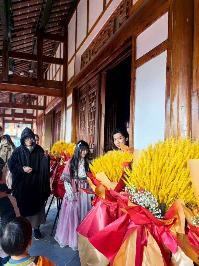 沉浸赋能：安居区景区演艺的差异化突围之路